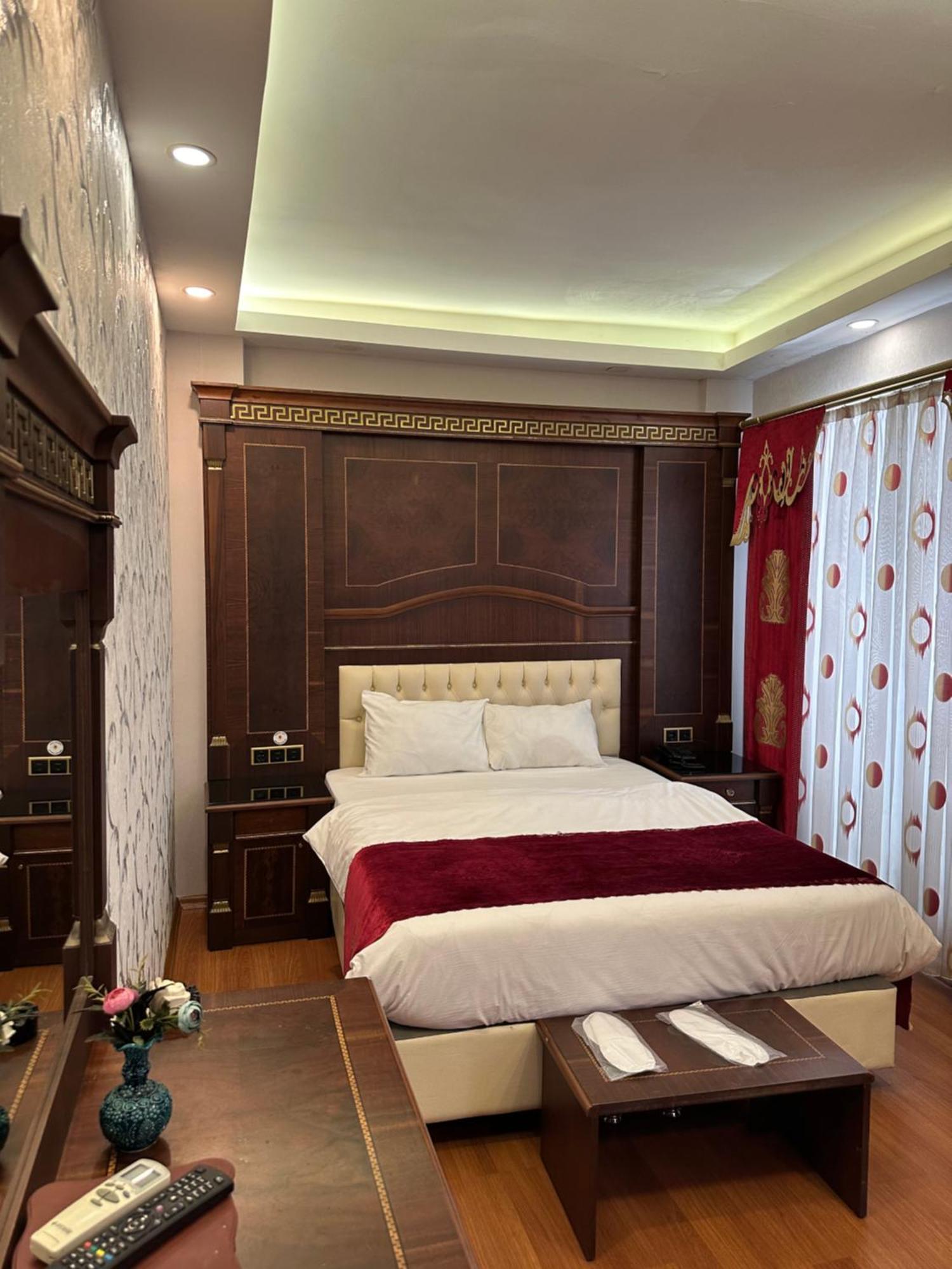Napolyon Hotel อิสตันบูล ภายนอก รูปภาพ