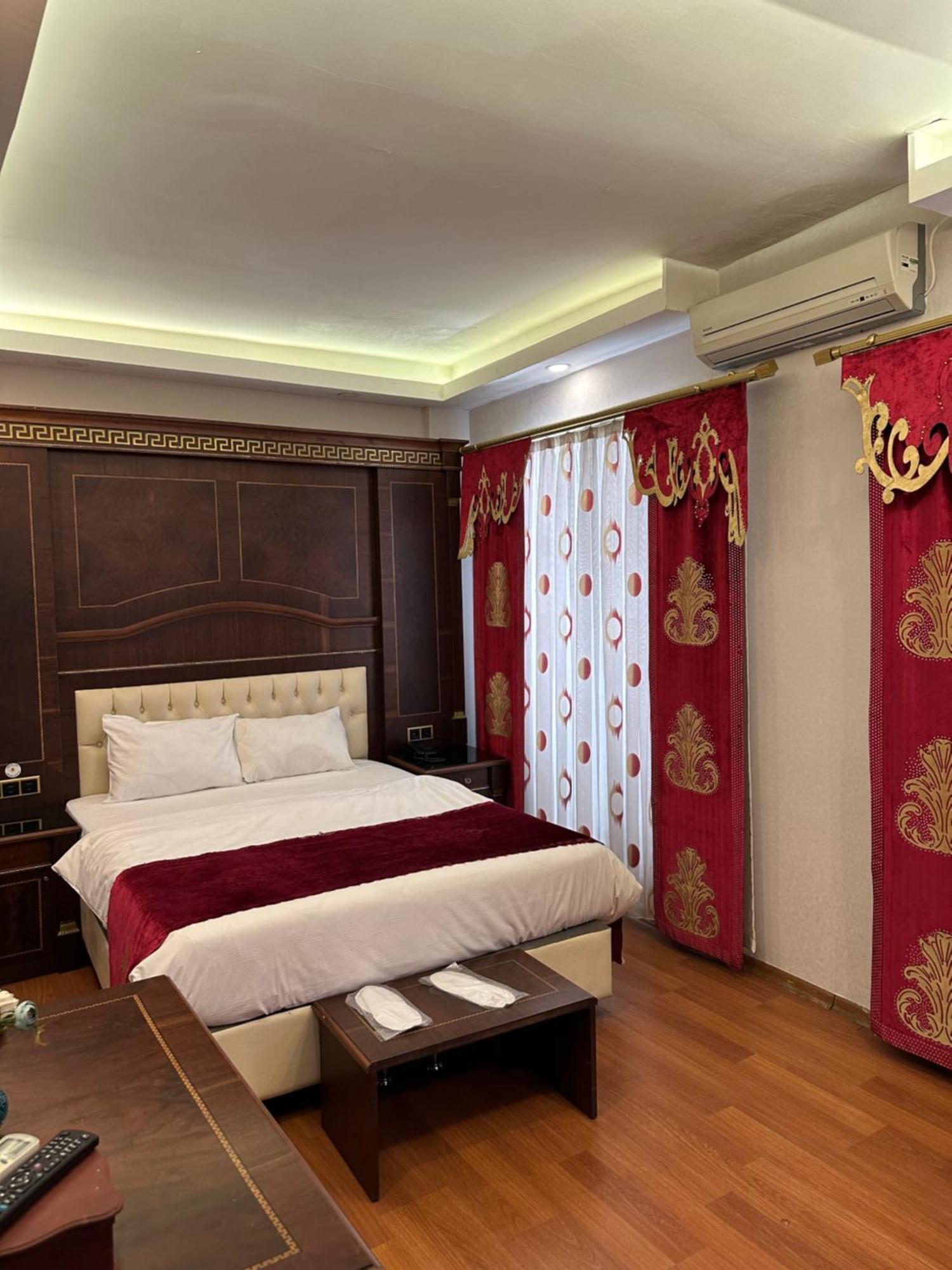 Napolyon Hotel อิสตันบูล ภายนอก รูปภาพ