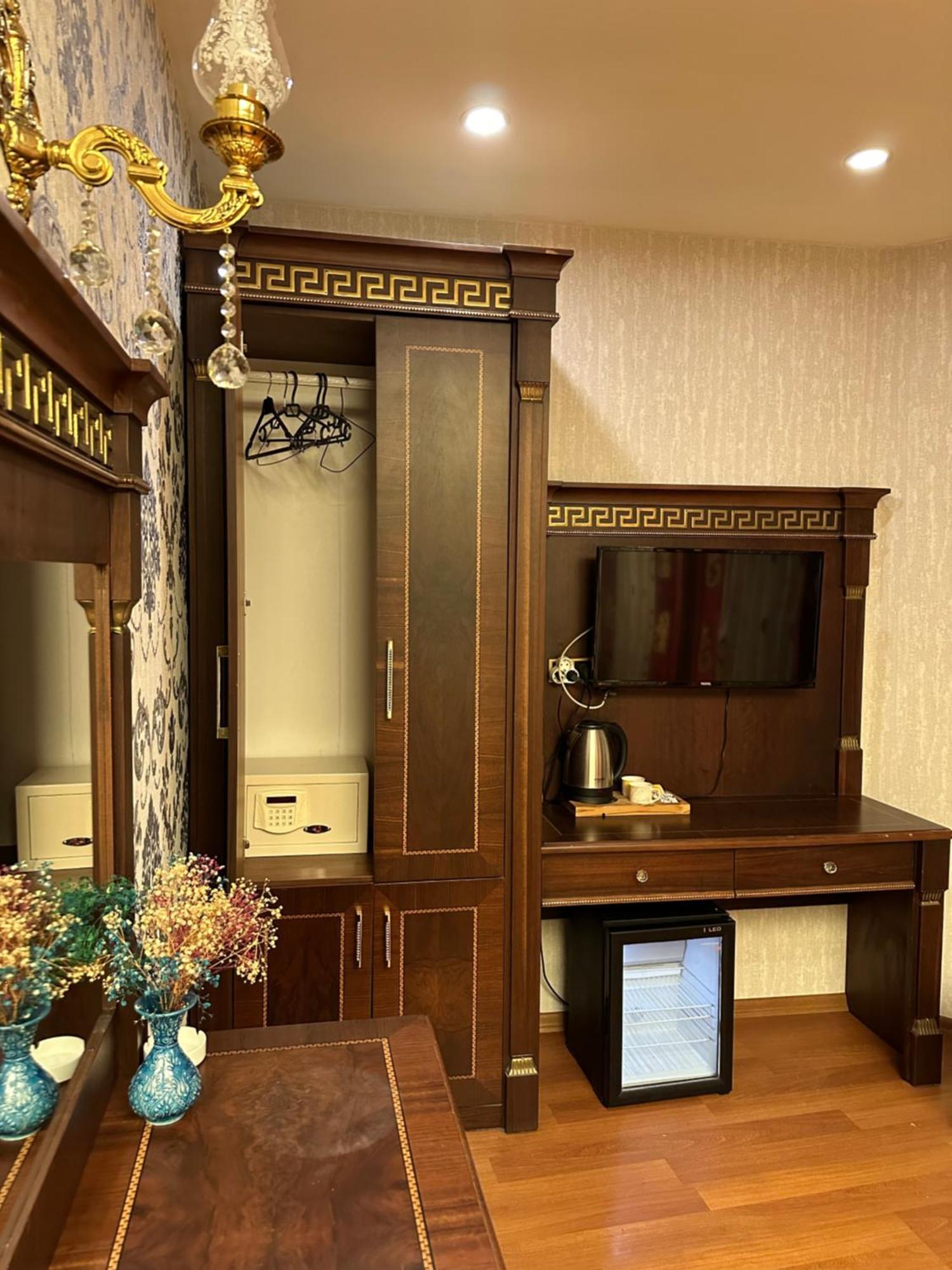 Napolyon Hotel อิสตันบูล ภายนอก รูปภาพ