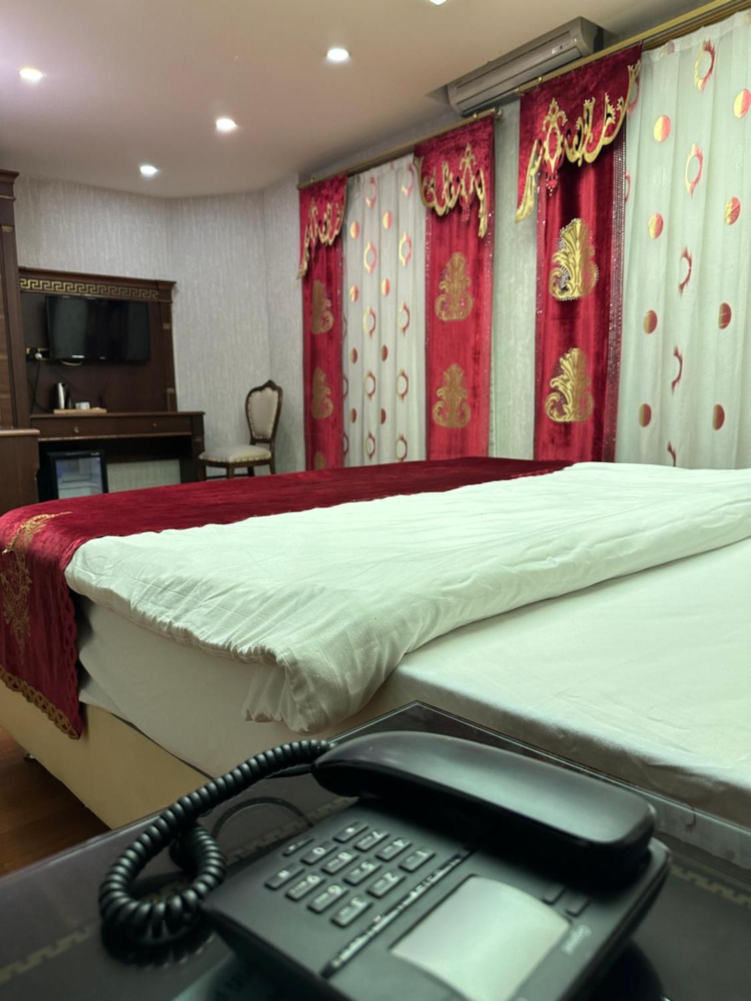 Napolyon Hotel อิสตันบูล ภายนอก รูปภาพ