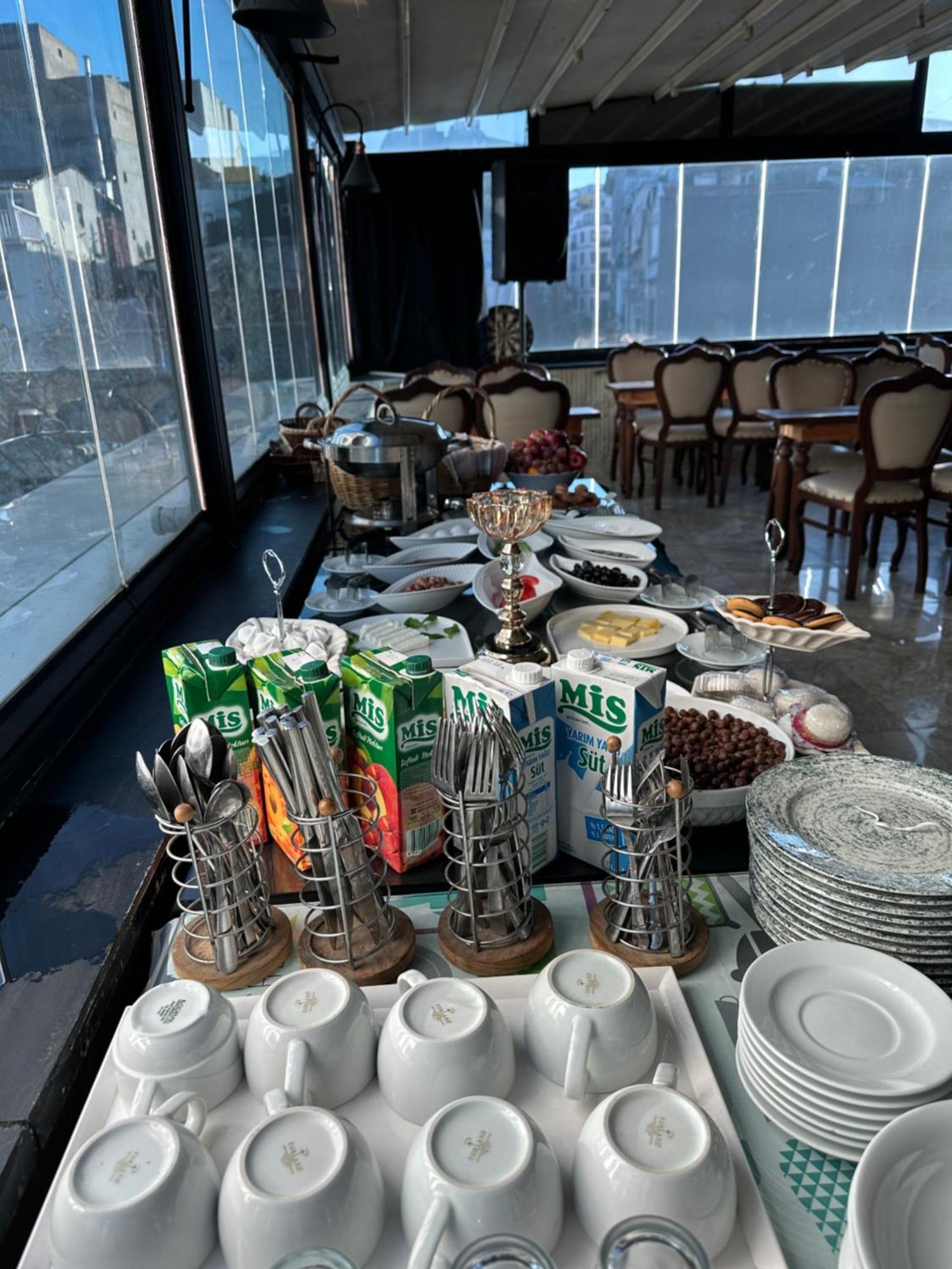 Napolyon Hotel อิสตันบูล ภายนอก รูปภาพ