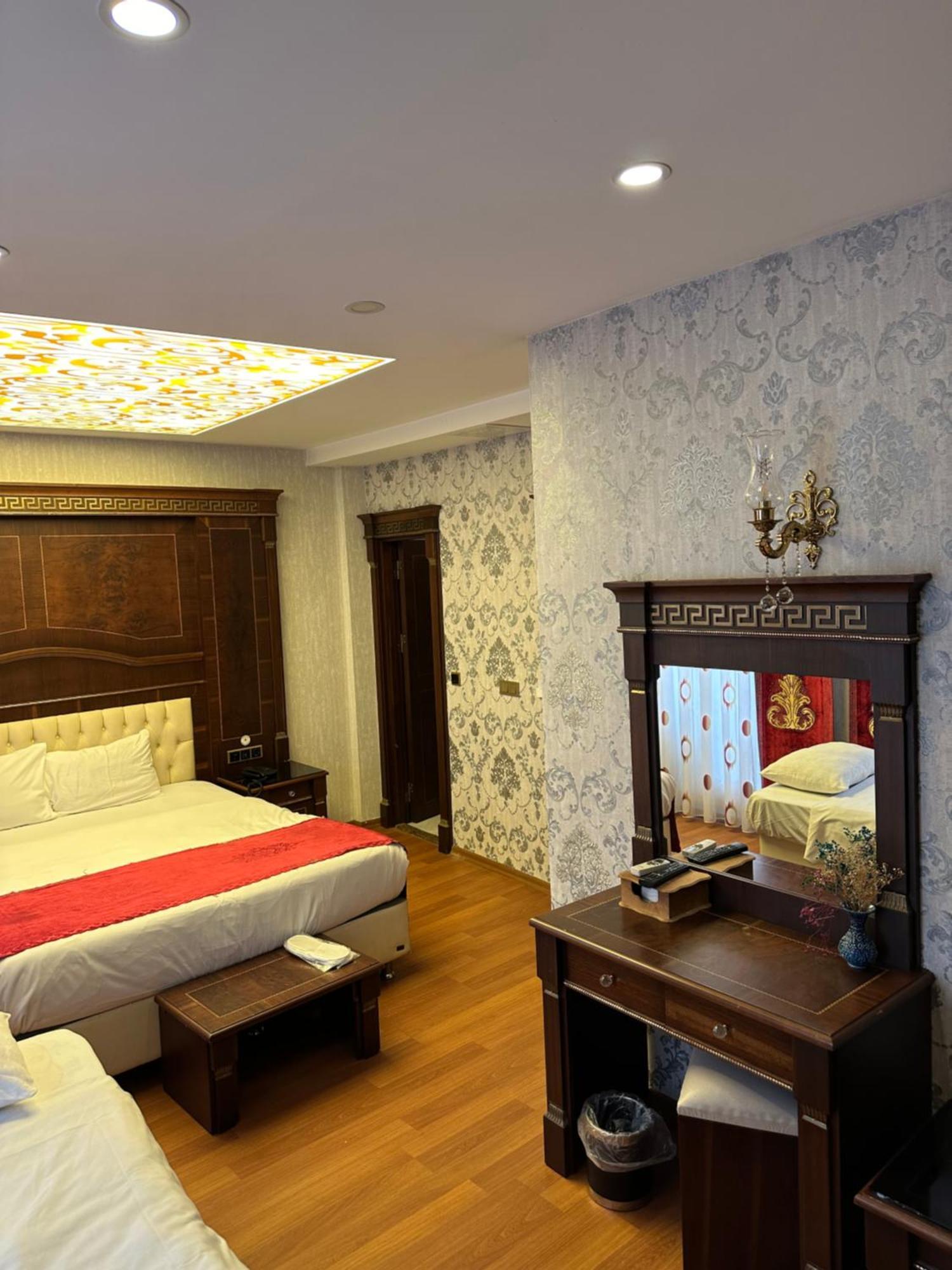 Napolyon Hotel อิสตันบูล ภายนอก รูปภาพ