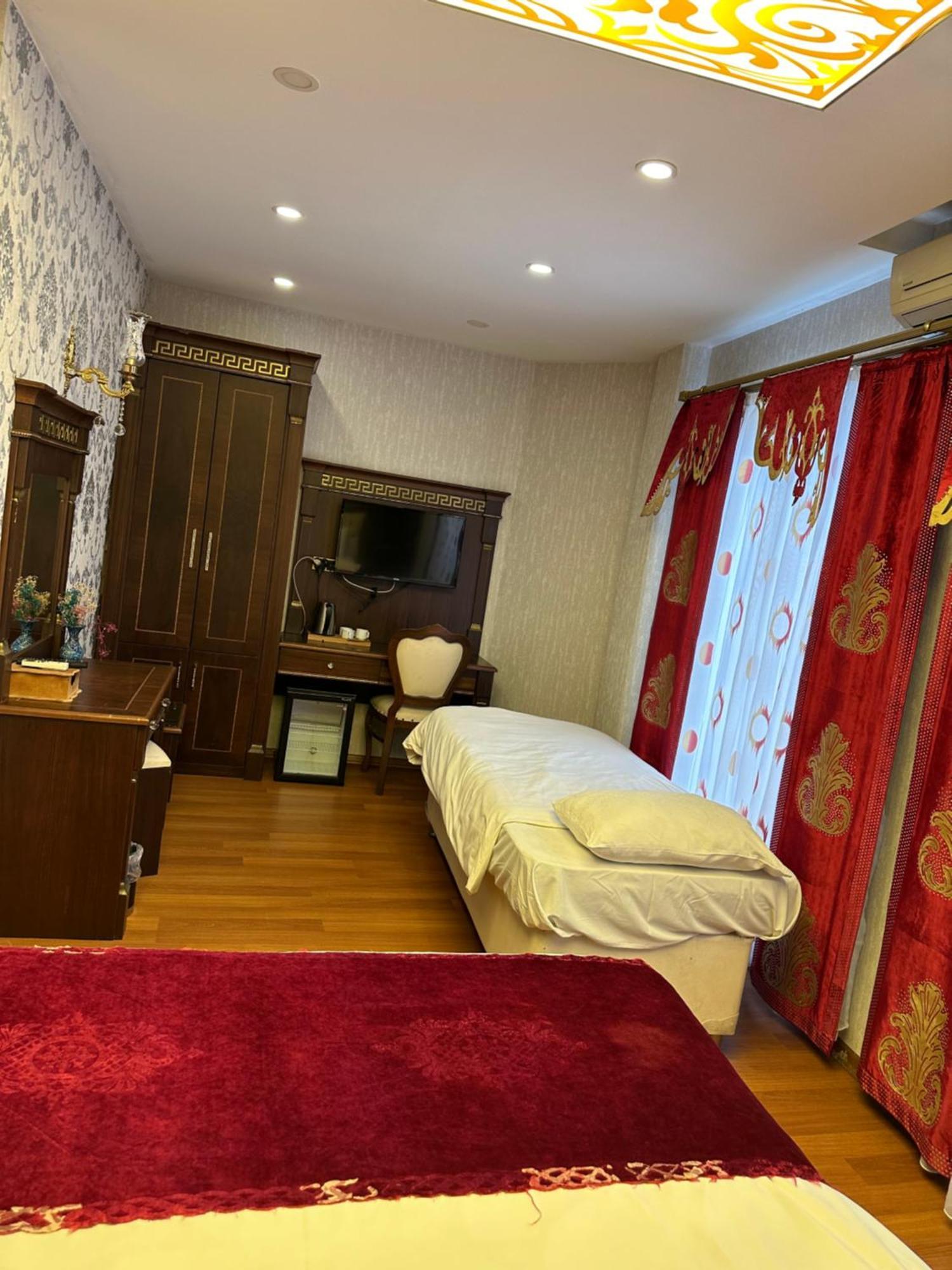 Napolyon Hotel อิสตันบูล ภายนอก รูปภาพ